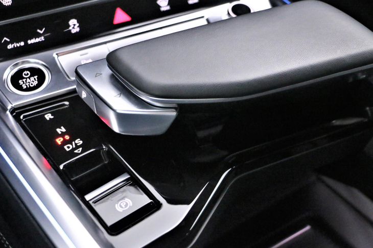 Audi e-tron 55 Quattro Advanced Sportback