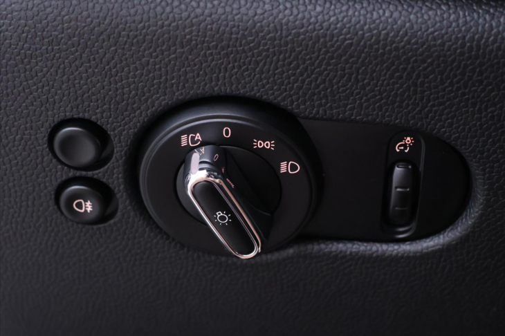 Mini Cooper 2,0 JCW 170kW H&K Chilli 1.Maj