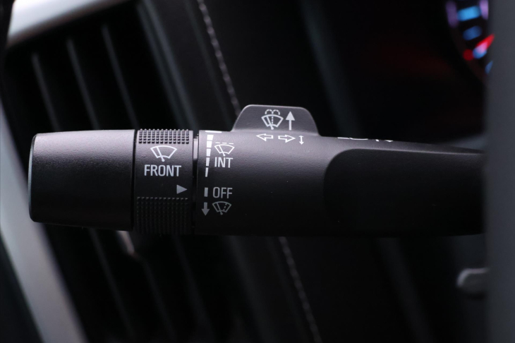 GMC Sierra 5,3 V8 265kW Aut. Kůže