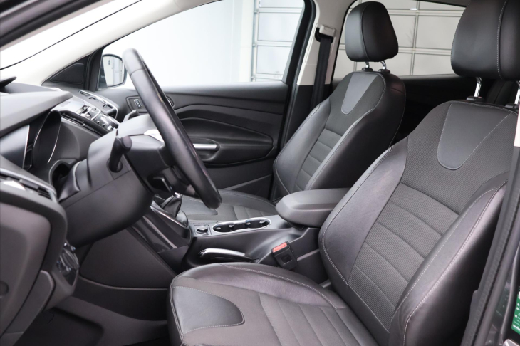 Ford Kuga 1,5 EcoBoost Titanium
