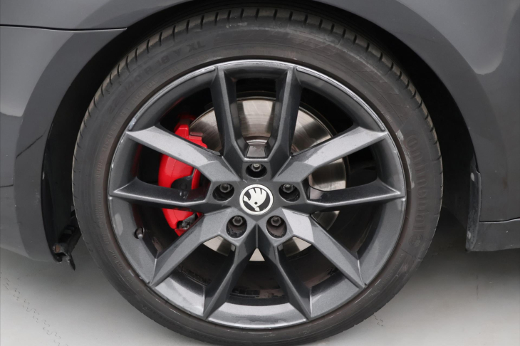 Škoda Octavia 2,0 TDi 4x4 DSG RS CZ