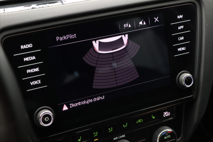 Škoda Octavia 1,6 TDi 85 kW Style Tažné Klima
