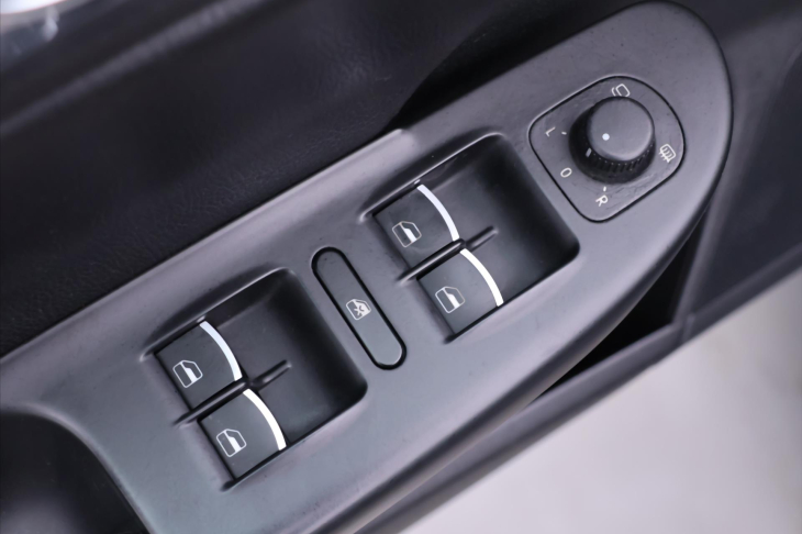 Volkswagen Passat 2,0 TDI 103kW Highline 1.Maj