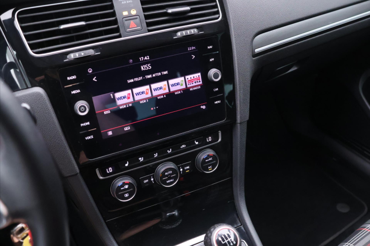 Volkswagen Golf 2,0 TSI GTI 169kW 1.Majitel