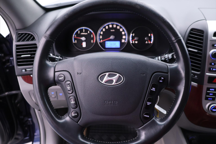 Hyundai Santa Fe 2,2 CRDi 114kW 4x4 7-Míst