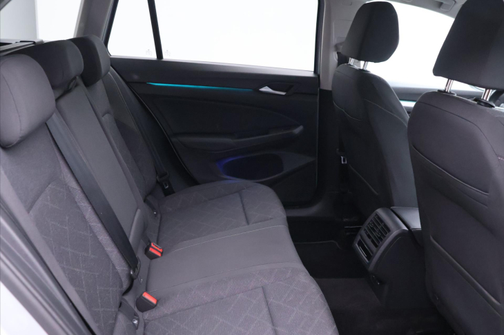 Volkswagen Golf 1,5 TSI EVO 110 kW CZ