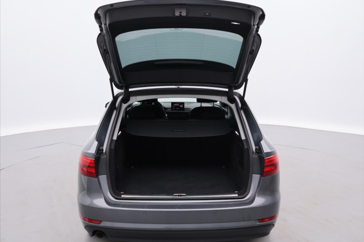 Audi A4 Avant 2,0 TDI 110kW Stronic LED
