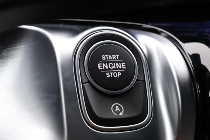 Mercedes-Benz GLB 2,0 200d 110kW 4MATIC CZ