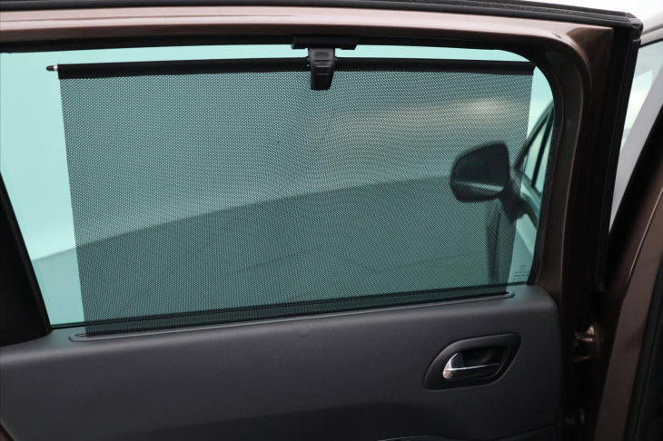 Peugeot 5008 1,6 HDI 88kW Allure 7-Míst DPH