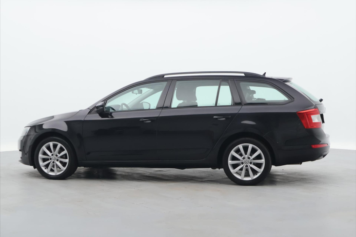 Škoda Octavia 2,0 TDI DSG Ambition 1.Maj.