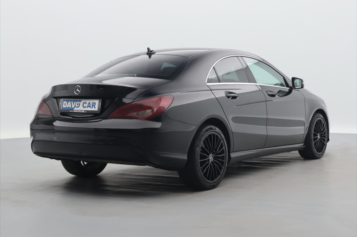 Mercedes-Benz CLA 1,6 180 90kW Entry Kůže Navi