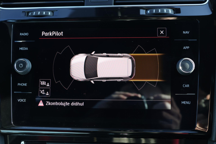 Volkswagen Golf 2,0 GTI 180kW DSG Performance