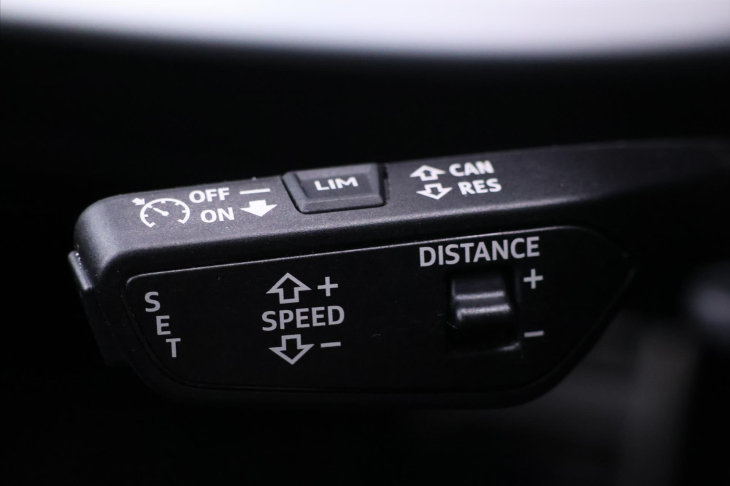 Audi Q7 3,0 50TDI 210kW S line CZ DPH