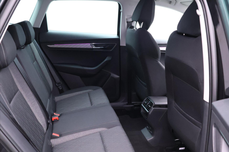 Škoda Karoq 2,0 TDI DSG Style Virtual DPH