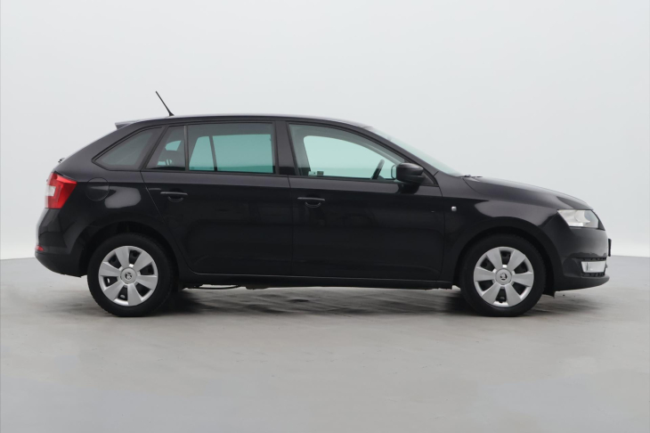 Škoda Rapid 1,6 TDI 66kW Ambition CZ DPH
