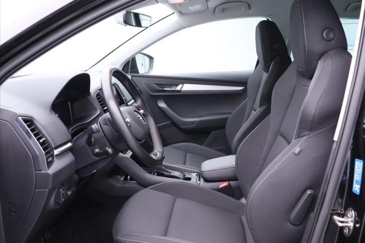 Škoda Karoq 2,0 TDI 85 kW DSG DPH Ambition
