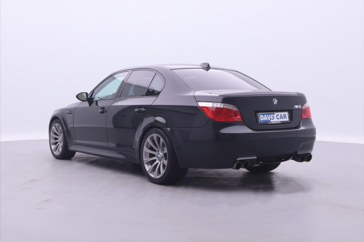 BMW M5 5,0 373kW Kůže Klima. Navigace