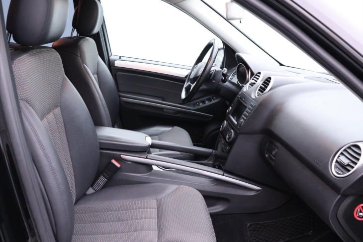 Mercedes-Benz Třídy M 3,0 300 CDI 4Matic 150kW CZ