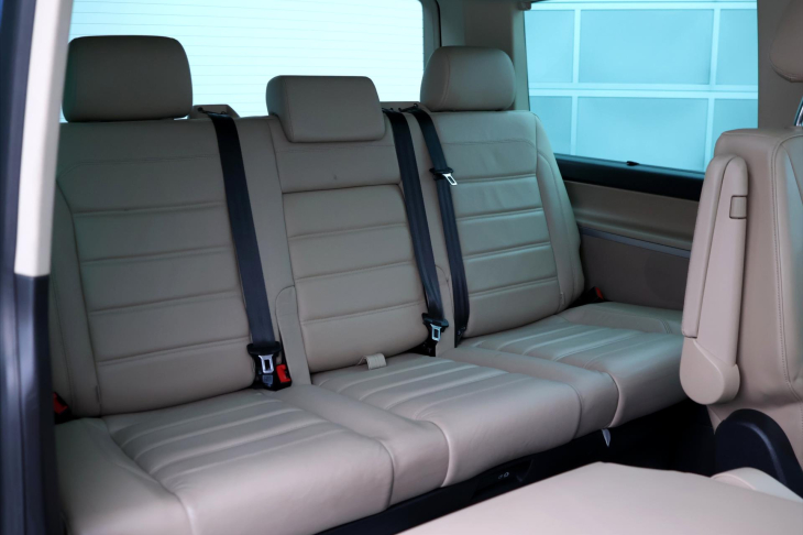 Volkswagen Multivan 2,0 TDI 4M DSG CZ Highline DPH