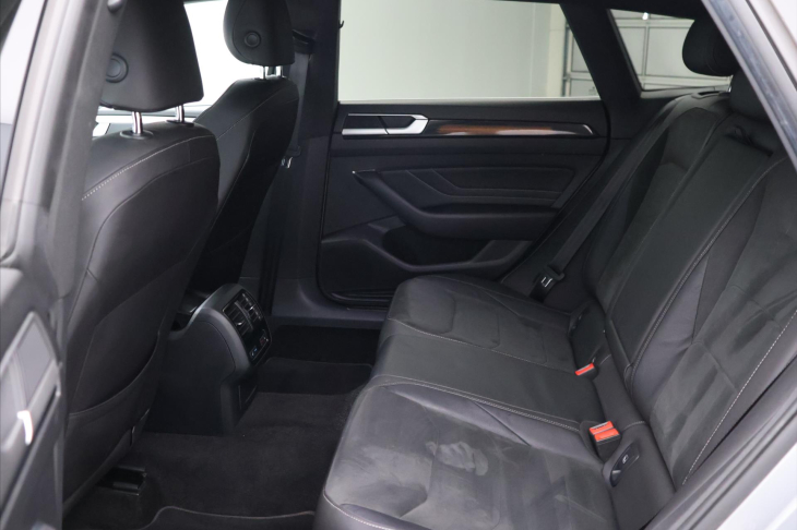 Volkswagen Arteon Shooting Brake 2,0 TDI R-line DSG CZ DPH