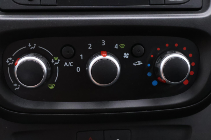 Renault Trafic 2,0 dCi 107kW 1.Maj CZ DPH