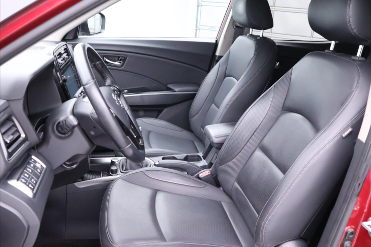 SsangYong Tivoli 1,5 T-GDI 120kW Navi Kůže Tažné