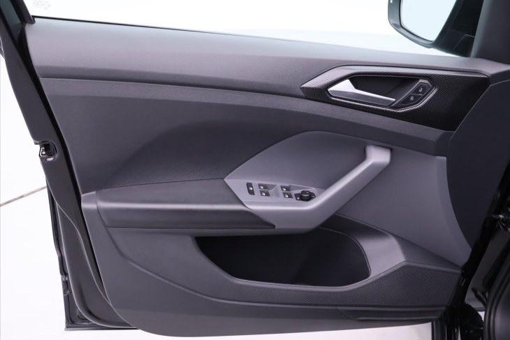 Volkswagen T-Cross 1,0 TSI 70kW CZ Life 1.Maj.