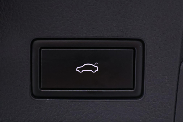 Volkswagen Arteon 2,0 TSI 200kW 4MOT R-Line DSG CZ DPH