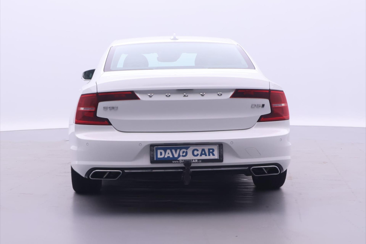 Volvo S90 2,0 D5 177kw AWD Momentum CZ DPH