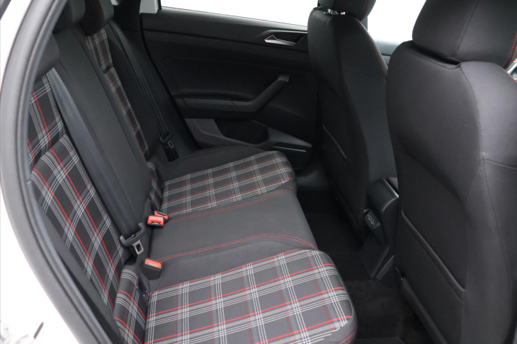 Volkswagen Polo 2,0 TSI GTI DSG Virtual Matrix