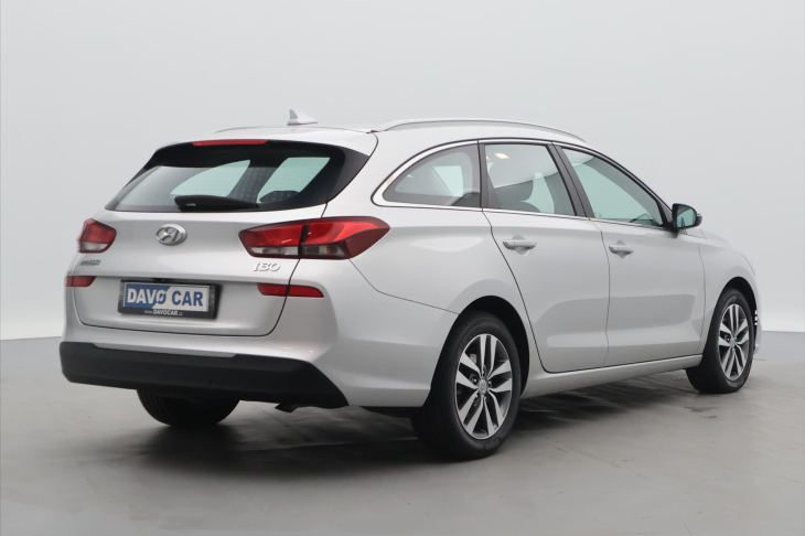 Hyundai i30 1,6 CRDi 85kW Style CZ 1.Maj.