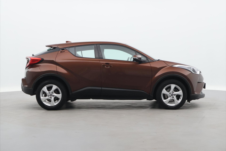 Toyota C-HR 1,2 TURBO 85kW ACTIVE ALU CZ