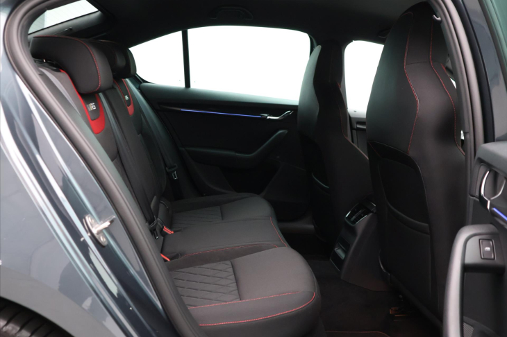 Škoda Octavia 2,0 TDI 135kW RS DSG 1.Maj.