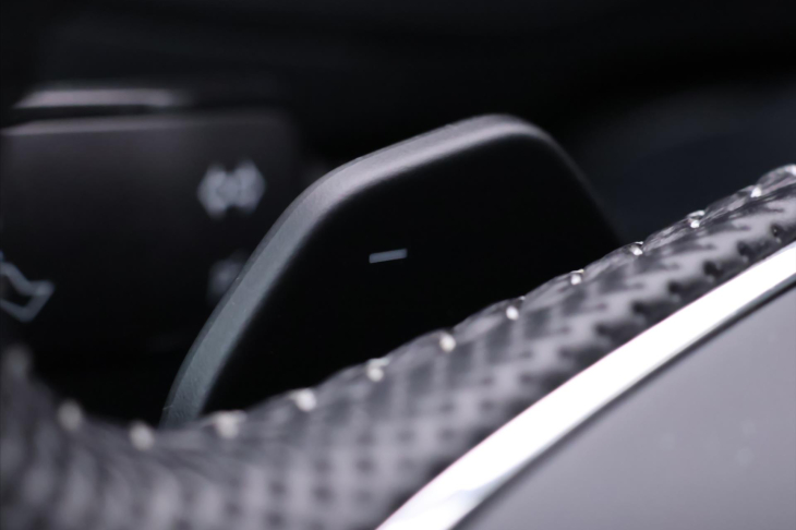 Škoda Karoq 2,0 TDI DSG 4x4 Sportline DPH