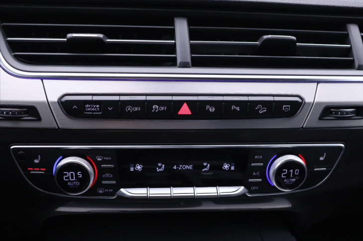 Audi Q7 3,0 50TDI 210kW S-Line CZ DPH