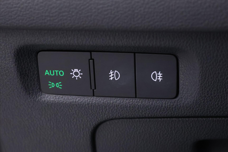 Škoda Octavia 2,0 TDI 110kW DSG Style CZ DPH