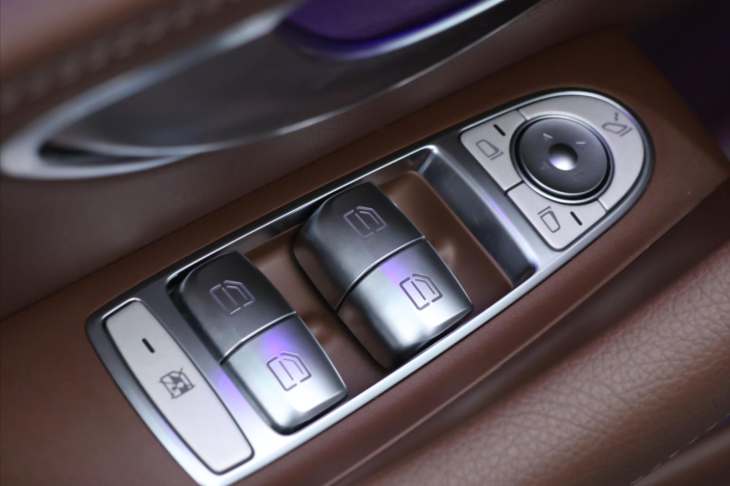 Mercedes-Benz Třídy E 3,5 400 245kW Aut. 4MATIC CZ