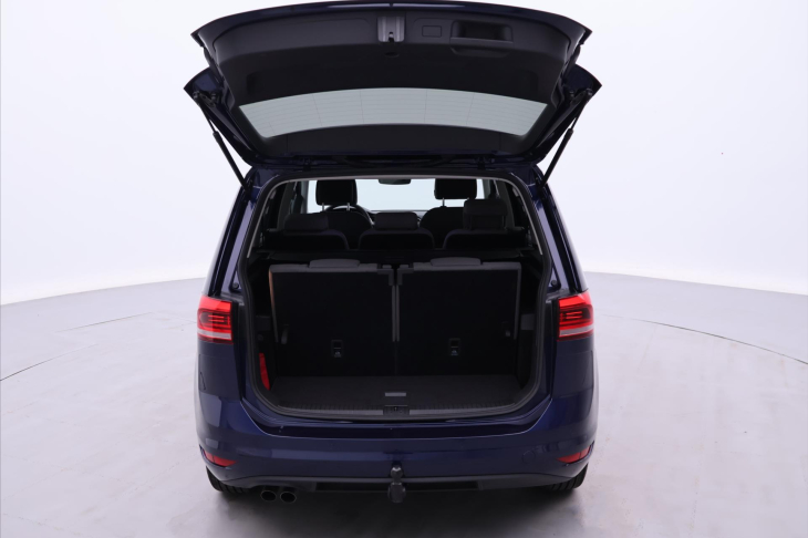 Volkswagen Touran 2,0 TDI DSG Highline 7Míst DPH