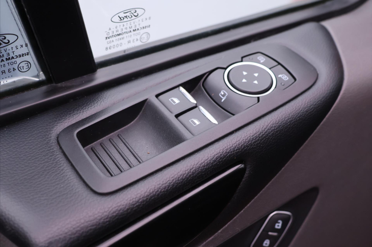 Ford Tourneo Custom 2,0 EcoBlue 125kW Titanium CZ DPH