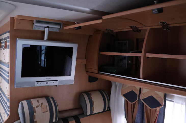 Renault Ostatní 3,0 dCi 100kW klima Obytný vůz