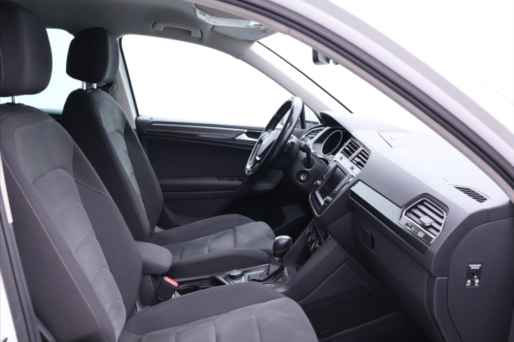 Volkswagen Tiguan 2,0 TDI 110kW DSG 4M DPH CZ