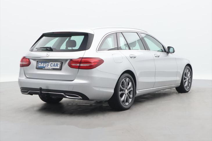 Mercedes-Benz Třídy C 2,1 220d 125kW Aut. LED