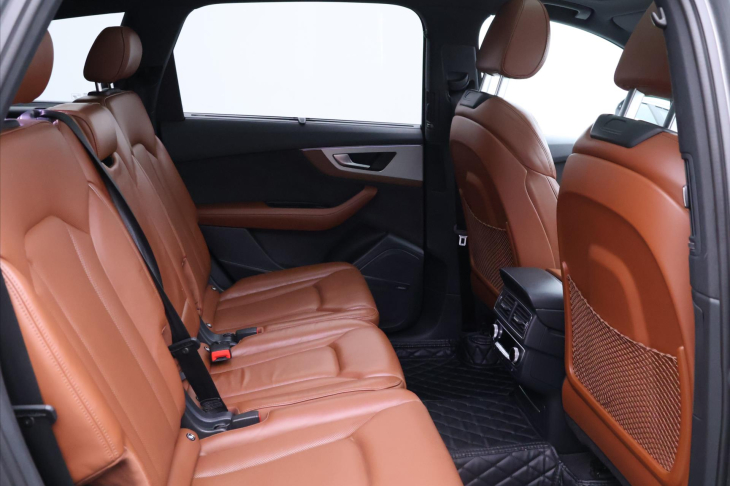 Audi Q7 3,0 200kW Quattro BOSE Pano