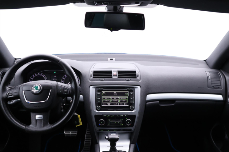 Škoda Octavia 2,0 TDI RS 125kW DSG Xenon Kůže