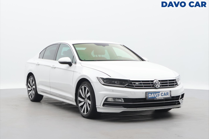 Volkswagen Passat 2,0 TDI 140kW DSG R-line CZ