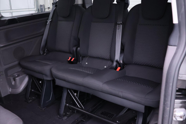 Ford Tourneo Custom 2,0 TDCi 136kW Aut. 8-Míst