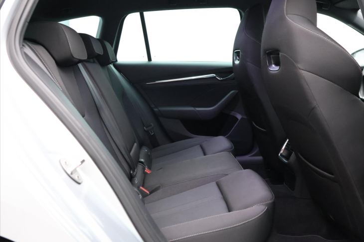 Škoda Octavia 2,0 TDI 110kW DSG Style DPH