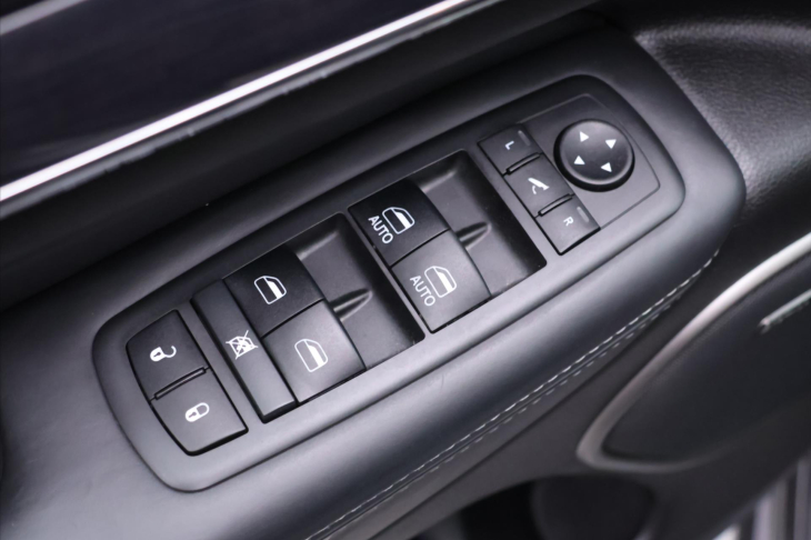 Jeep Grand Cherokee 3,0 CRD 184 kW CZ Overland