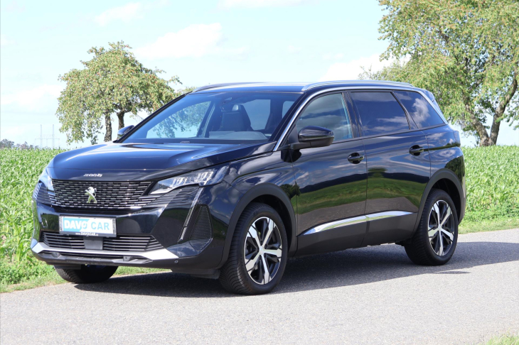 Peugeot 5008 1,2 PT Aut. Allure 7-Míst DPH