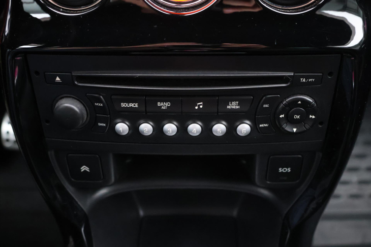 Citroën DS3 1,6 Turbo 115kW Aut.klima 1.Maj